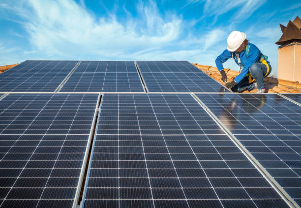 Best Solar Panel Roofing Installation  in North Brooksville, FL